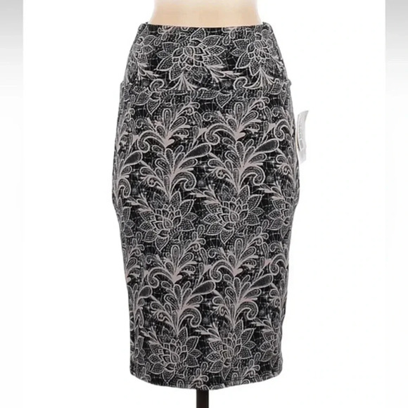 LuLaRoe Dusty Rose Pink Black Floral Boho Print Cassie Pencil Skirt Size XS NWT - Picture 1 of 2